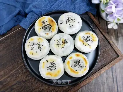 Peanut sesame rice cake