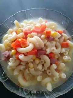 Carrot hot dog macaroni
