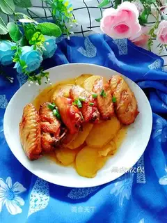 The red potato steams the chicken wings of Orleans
