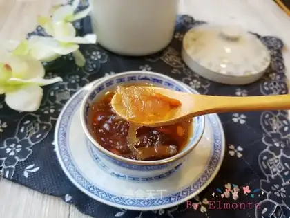 "Red dates, ice cream, oat nest."