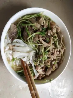 Duck and river powder