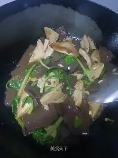 Tofu fried pig blood