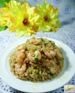 Soy sauce shrimp fried rice