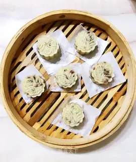 Bean cake