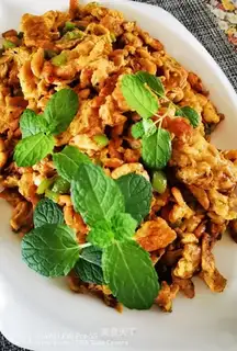 Secret krill fried eggs