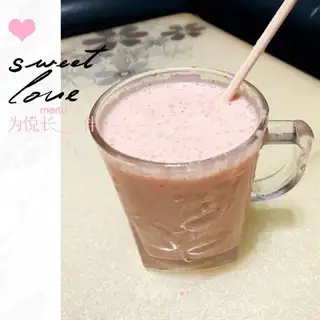 Apple Mountain milkshake