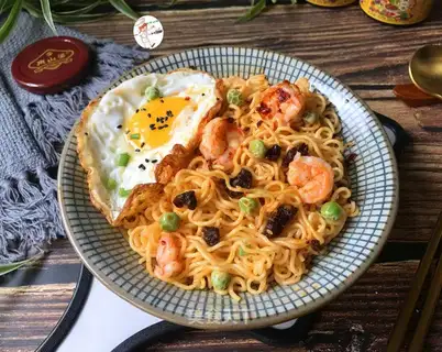Spicy beef sauce noodles