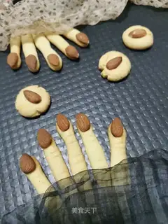 Witch finger crackers