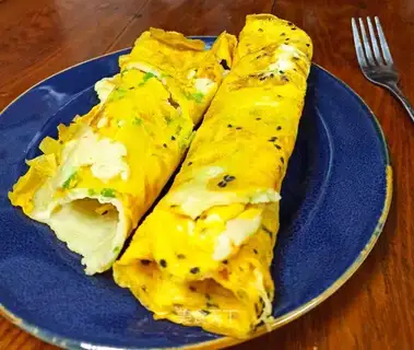 Onion black sesame eggcake
