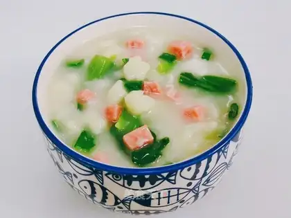 Poppy ham soup