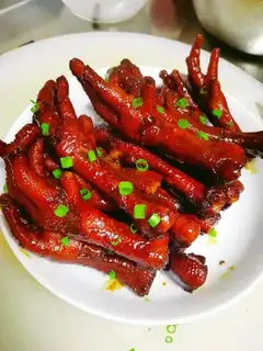 Chicken claws