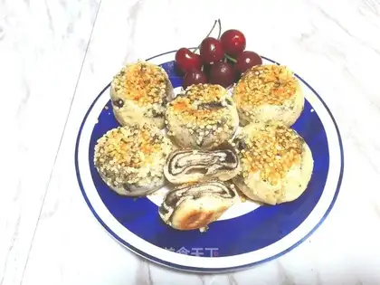 ♪ Fire in black and sesame sauce ♪