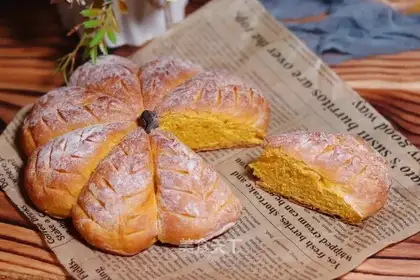 Pumpkin bread