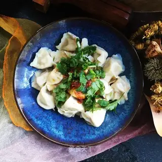 Onion carrot beef dumplings