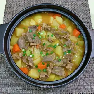Curry potatoes, fat cow