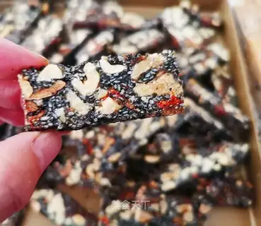 walnut sesame dates