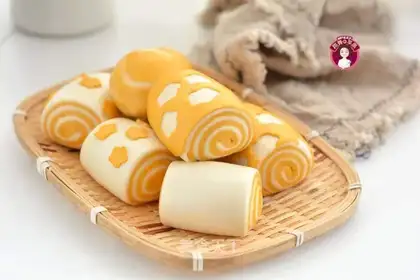 Pumpkin buns
