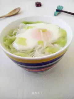 Big cabbage-tailed egg noodles