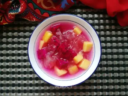 The silver spoon of the dragon mango