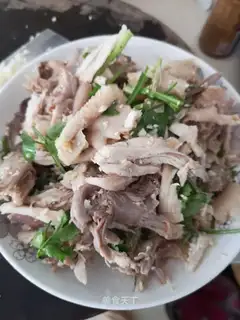 Hands tore chickens