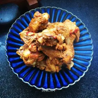 Precious chicken wings