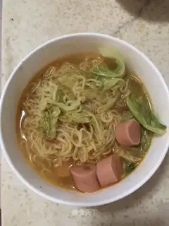 Beanie ham and ramen