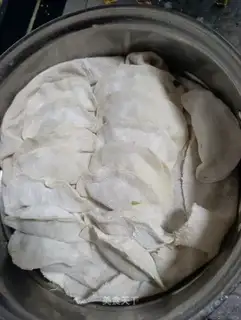Celery pork dumplings