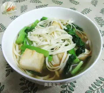 Fish tofu crumb soup