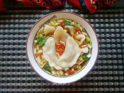 Sour pickles and pork dumplings