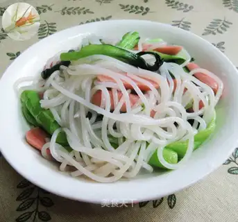Fresh intestines and rice powder