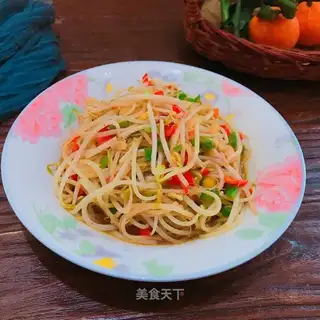 The green bean sprouts