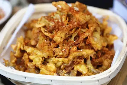 Dry mushrooms