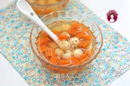 Pumpkin's lint cinnamon soup