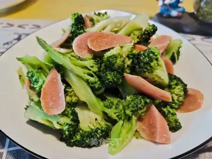 Orchid fried ham sausage