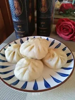 Powder pork buns