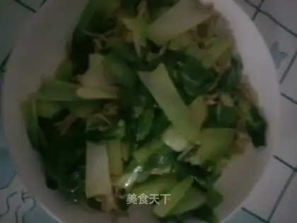 Golden mushrooms and green vegetables