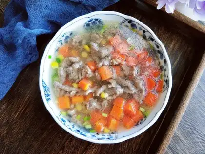 Carrot corn beef soup