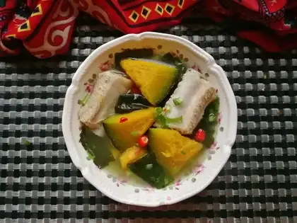 Belt sprouts of pumpkin steak soup