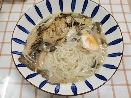 Noodle soup