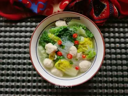 Chickenball soup for a yellow cabbage fan