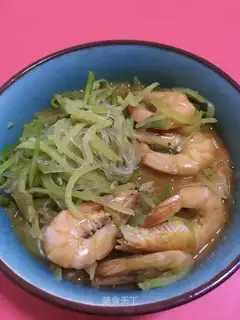 Shrimp fan radish soup