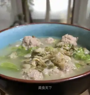 Beefball broccoli soup