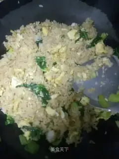 A green egg fried rice