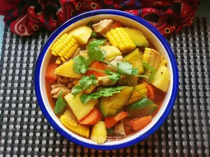 Chicken leg and stew