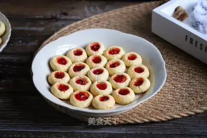 Flamingo jam cookies