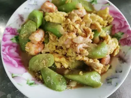 Smelt eggs and shrimp