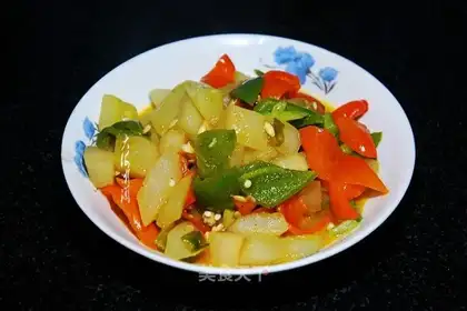 Old cucumber with green pepper