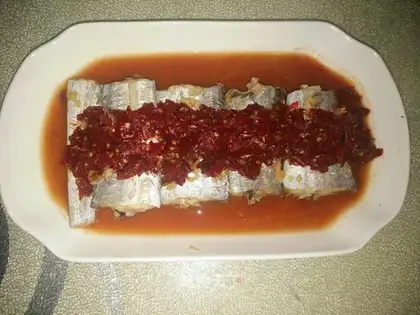 Zipple sauce evaporated fish