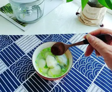Fishball soup