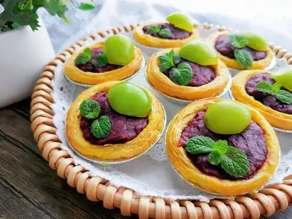 Fruit and potatoes